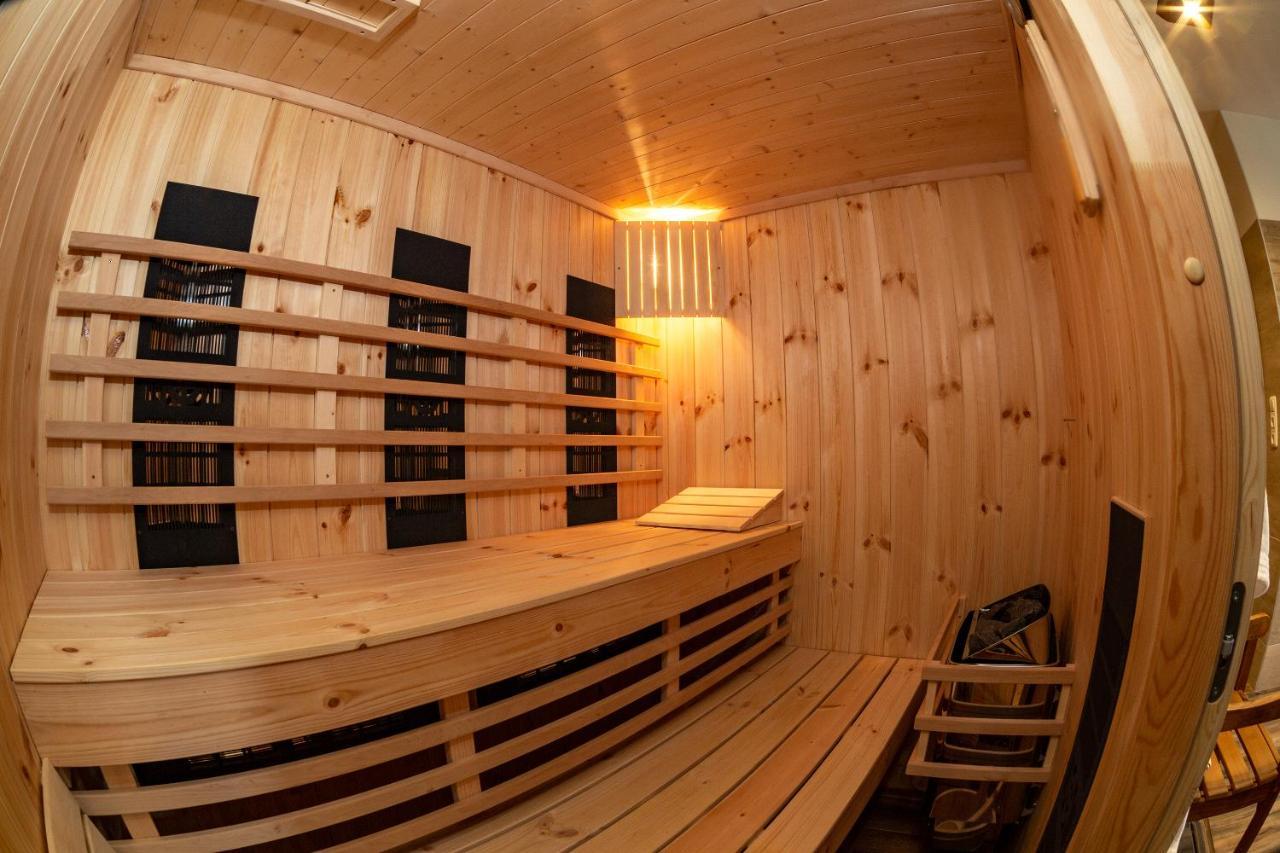 Отель Kowalowe Skaly Spa&More Еленя-Гура Экстерьер фото