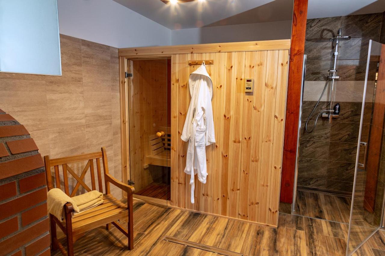 Отель Kowalowe Skaly Spa&More Еленя-Гура Экстерьер фото