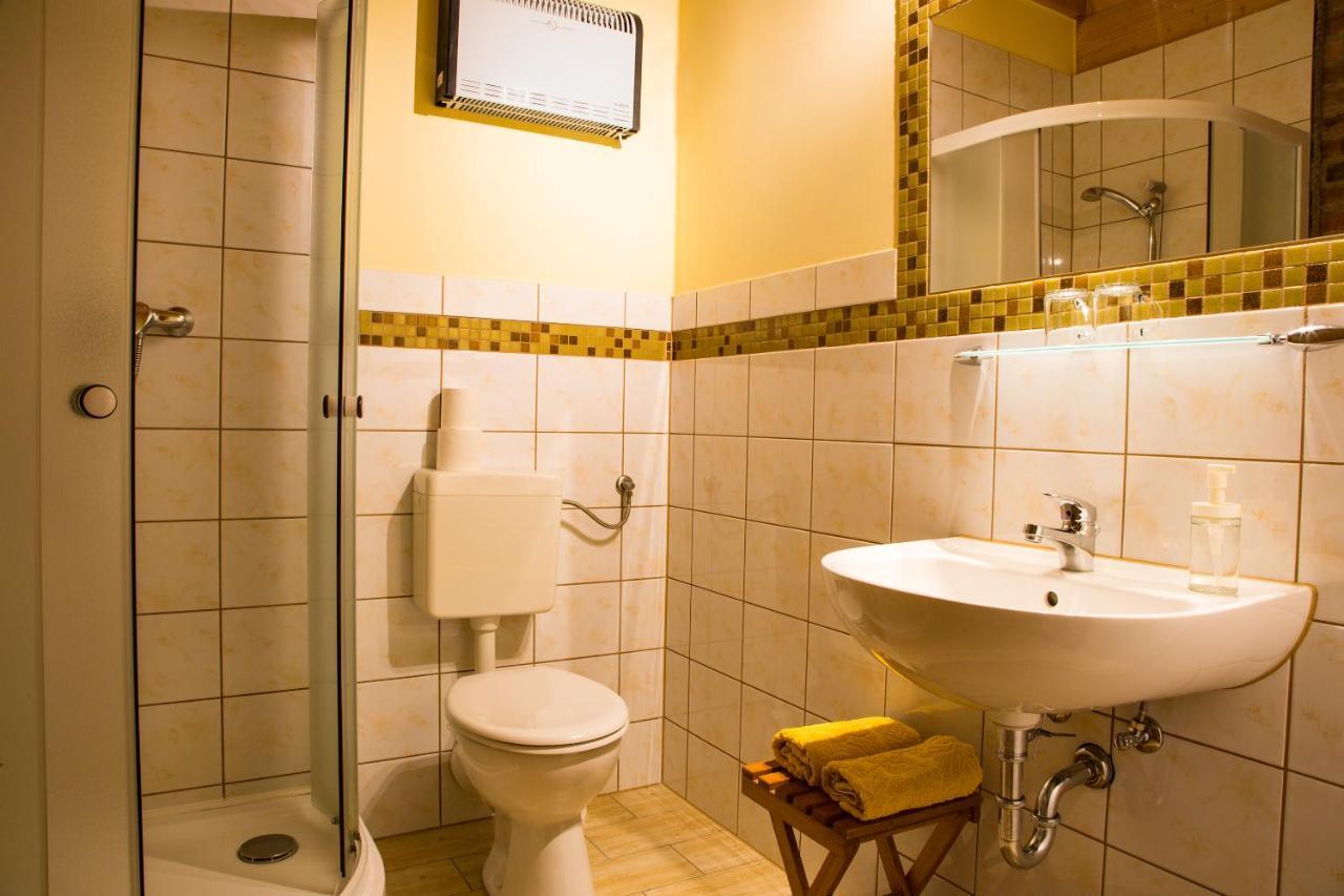 Отель Kowalowe Skaly Spa&More Еленя-Гура Экстерьер фото